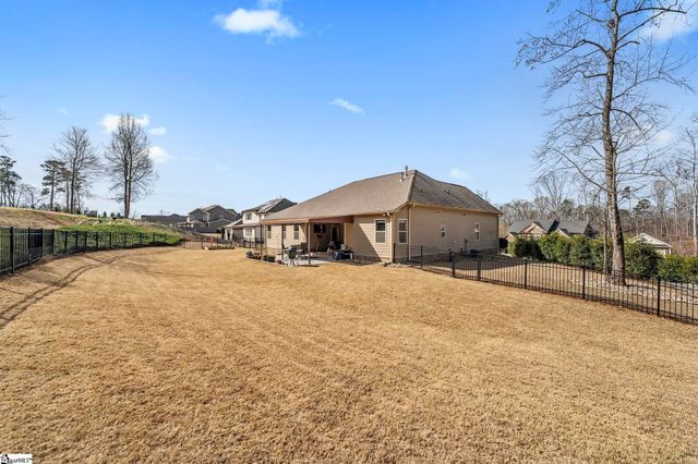 10 Vineyard Way, Williamston, SC 29697