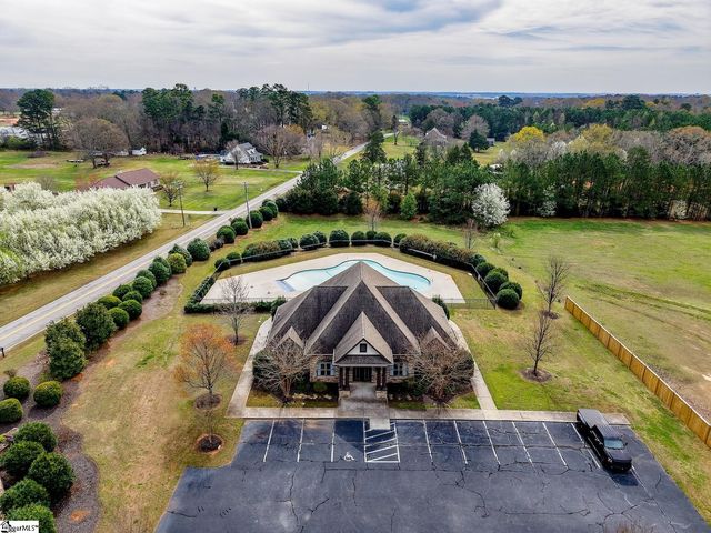 10 Vineyard Way, Williamston, SC 29697