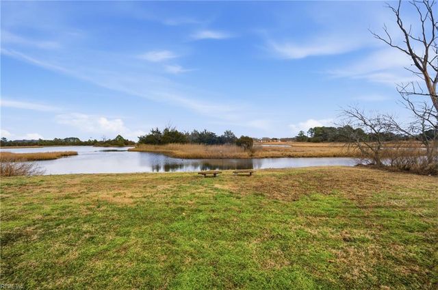 102 Diggs DR, Hampton, VA 23666