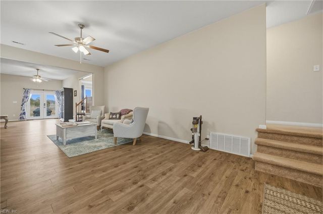 102 Diggs DR, Hampton, VA 23666