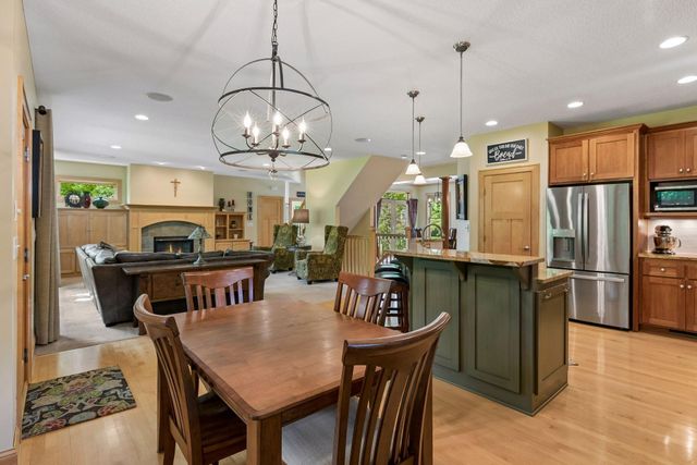 2866 Timberview Trail, Chaska, MN 55318