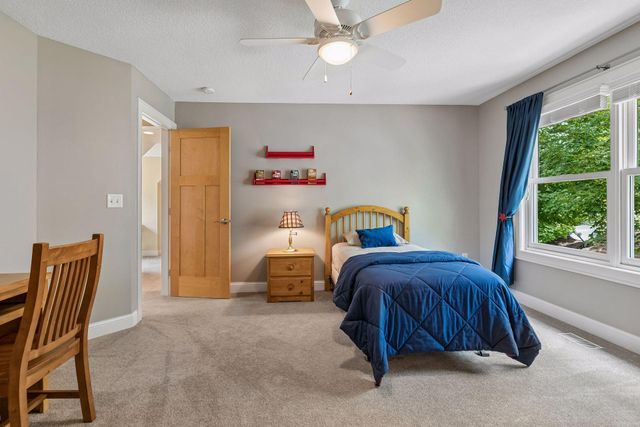 2866 Timberview Trail, Chaska, MN 55318