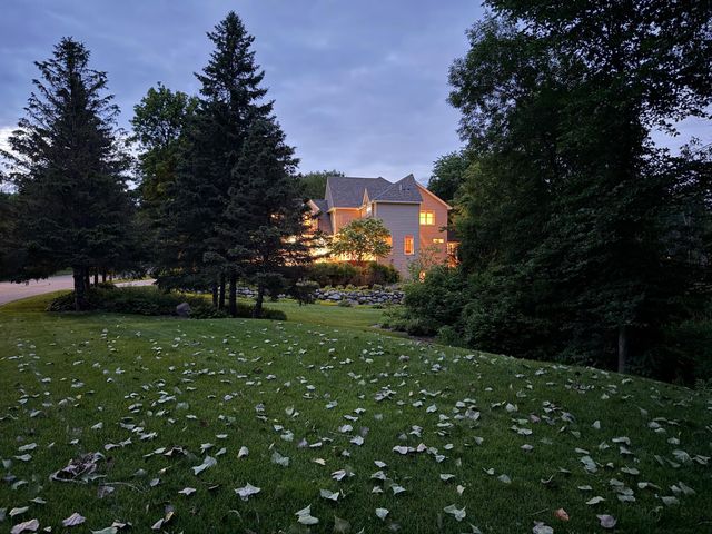 2866 Timberview Trail, Chaska, MN 55318