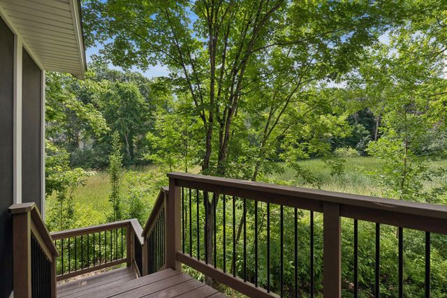2866 Timberview Trail, Chaska, MN 55318