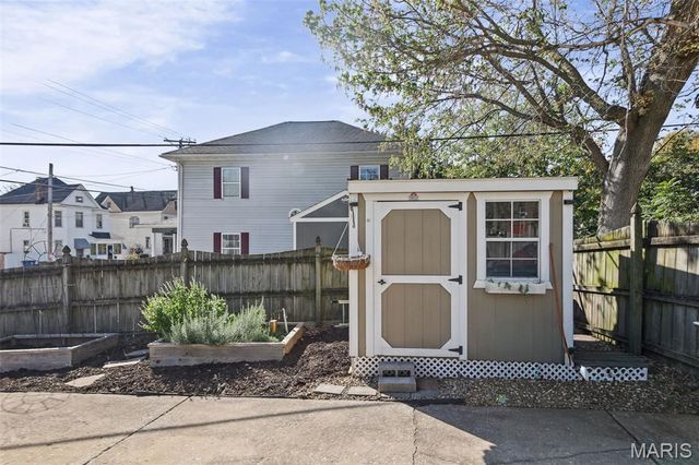 814 Liberty Street, Alton, IL 62002