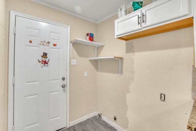 2108 SKYLARK Drive, Arlington, TX 76010