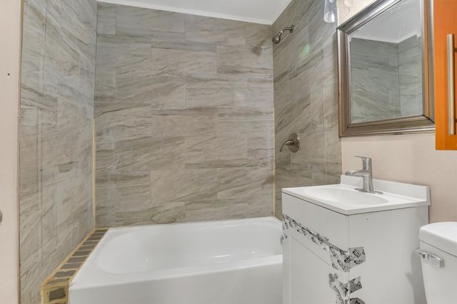 2108 SKYLARK Drive, Arlington, TX 76010