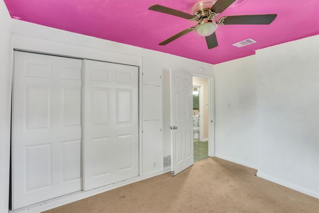 2108 SKYLARK Drive, Arlington, TX 76010