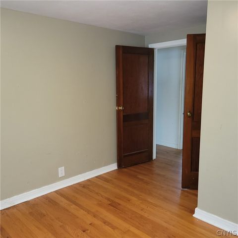 122 Elm Street, Clay, NY 13212