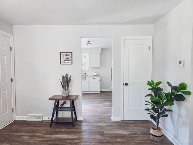 6909 Mar Bev Drive, North College Hill, OH 45239
