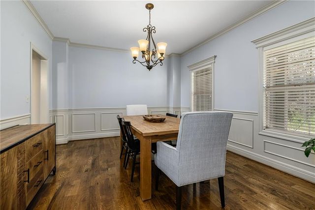 17384 Blue Moon Lane, Tonganoxie, KS 66086