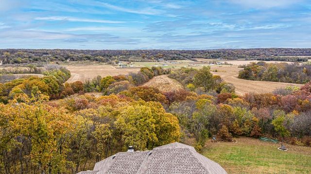 17384 Blue Moon Lane, Tonganoxie, KS 66086