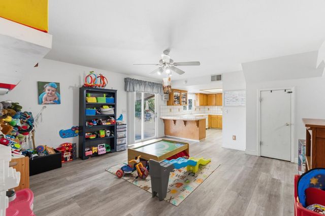 29206 Yosemite Springs Parkway, Coarsegold, CA 93614