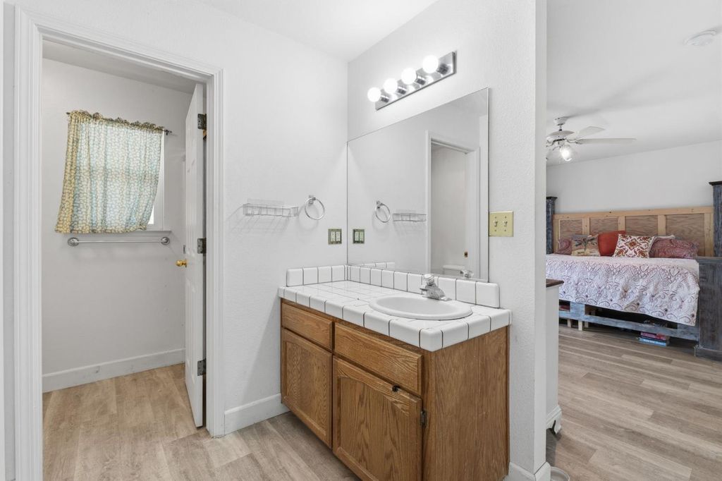 Image 31 of property listing at 29206 Yosemite Springs Parkway, Coarsegold, CA 93614