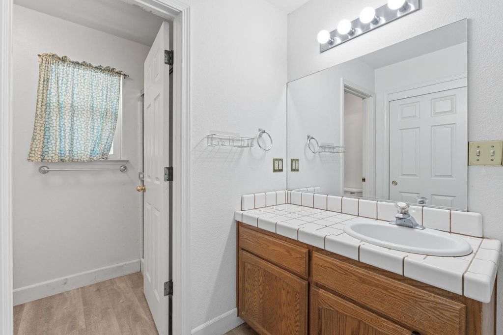 Image 32 of property listing at 29206 Yosemite Springs Parkway, Coarsegold, CA 93614
