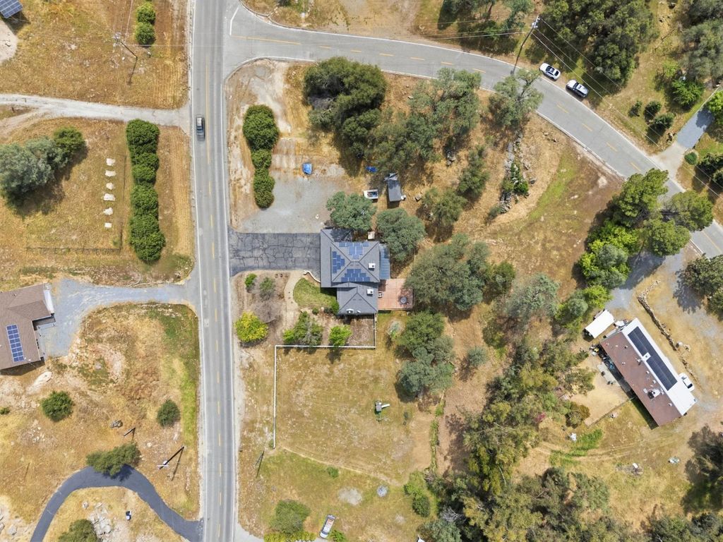 Image 40 of property listing at 29206 Yosemite Springs Parkway, Coarsegold, CA 93614
