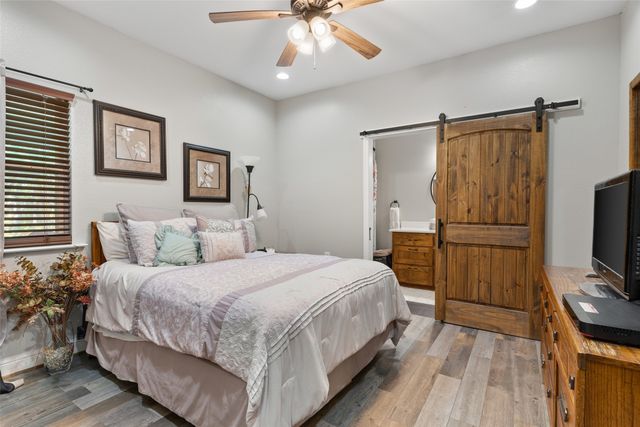3374 Fm 1652, Grand Saline, TX 75140