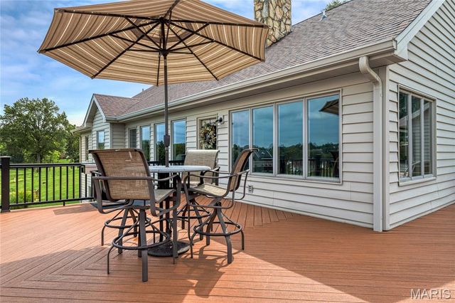 110 Glendalough Lane, Weldon Spring, MO 63304