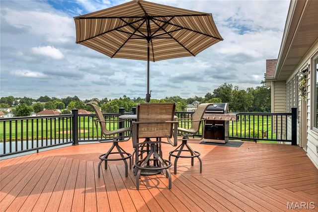 110 Glendalough Lane, Weldon Spring, MO 63304