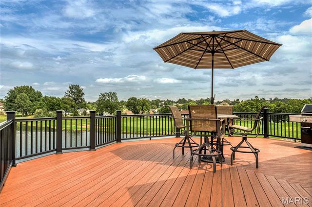 110 Glendalough Lane, Weldon Spring, MO 63304