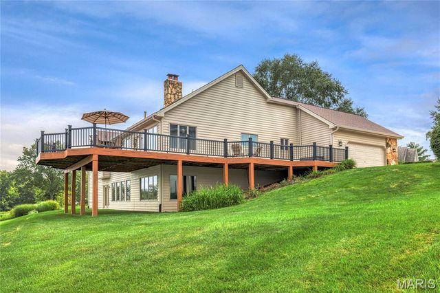 110 Glendalough Lane, Weldon Spring, MO 63304