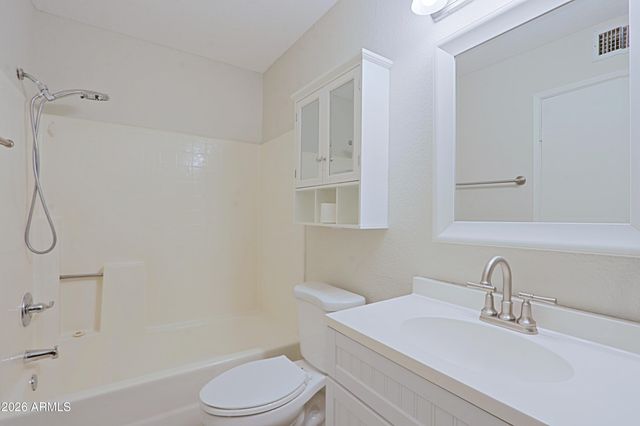 3205 W LOMA Lane 3, Phoenix, AZ 85051