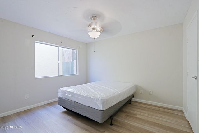 3205 W LOMA Lane 3, Phoenix, AZ 85051