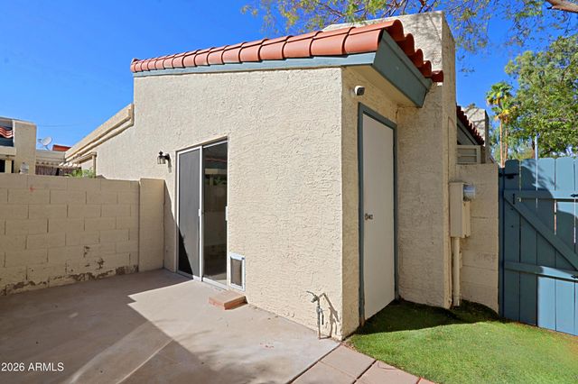 3205 W LOMA Lane 3, Phoenix, AZ 85051