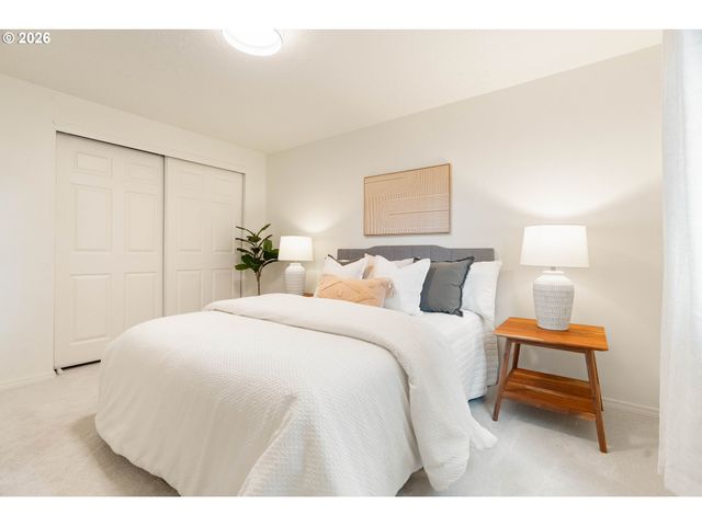 2336 Sw 23RD St, Troutdale, OR 97060