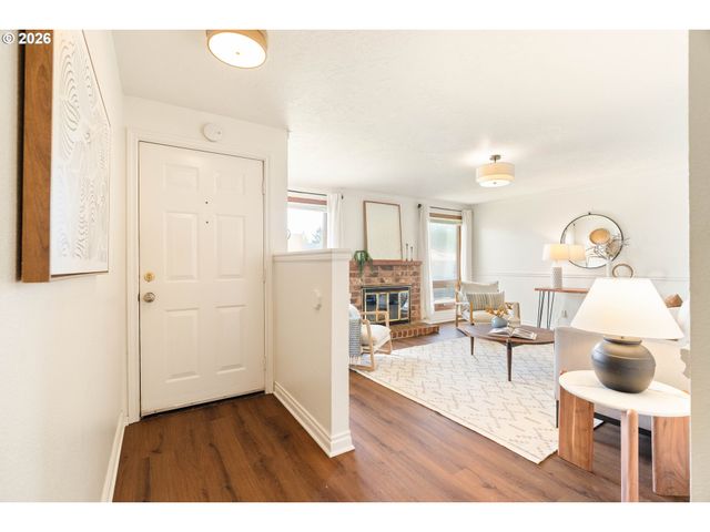 2336 Sw 23RD St, Troutdale, OR 97060
