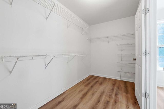 985 Waldwick Drive, Lawrenceville, GA 30045