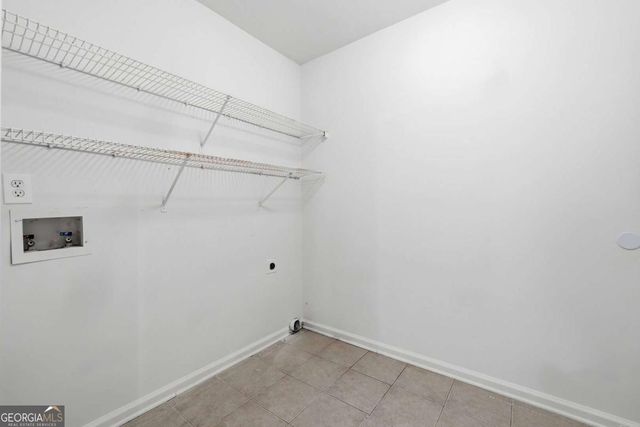 985 Waldwick Drive, Lawrenceville, GA 30045