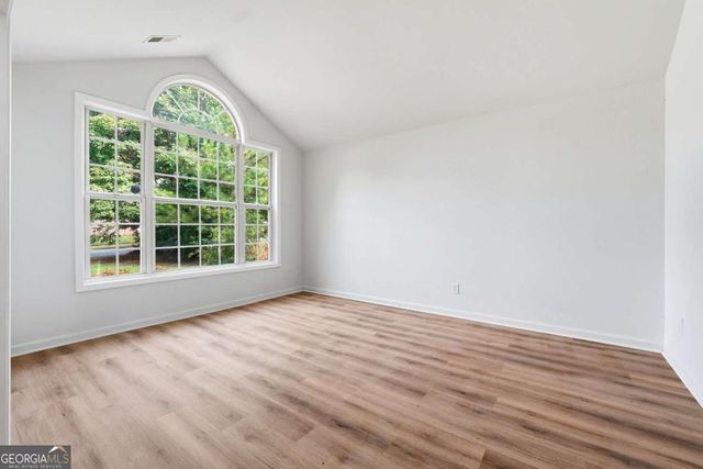 985 Waldwick Drive, Lawrenceville, GA 30045