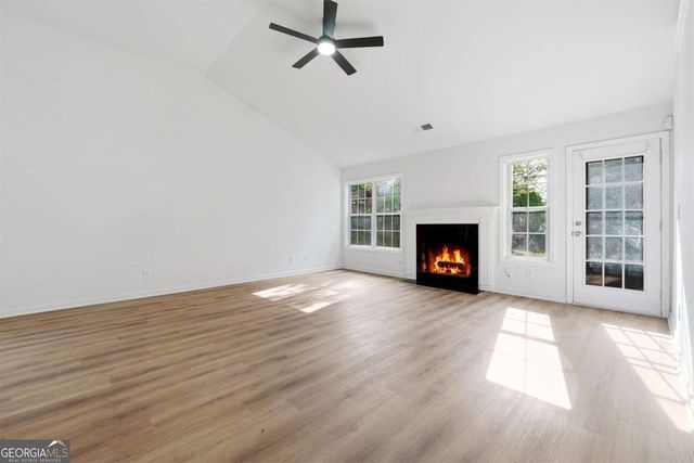 985 Waldwick Drive, Lawrenceville, GA 30045