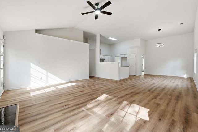 985 Waldwick Drive, Lawrenceville, GA 30045