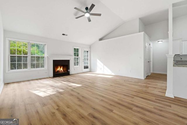985 Waldwick Drive, Lawrenceville, GA 30045