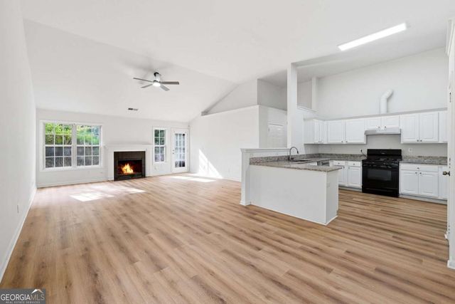 985 Waldwick Drive, Lawrenceville, GA 30045
