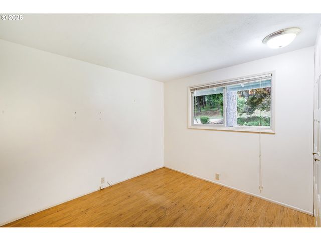 3463 W 25TH Ave, Eugene, OR 97405