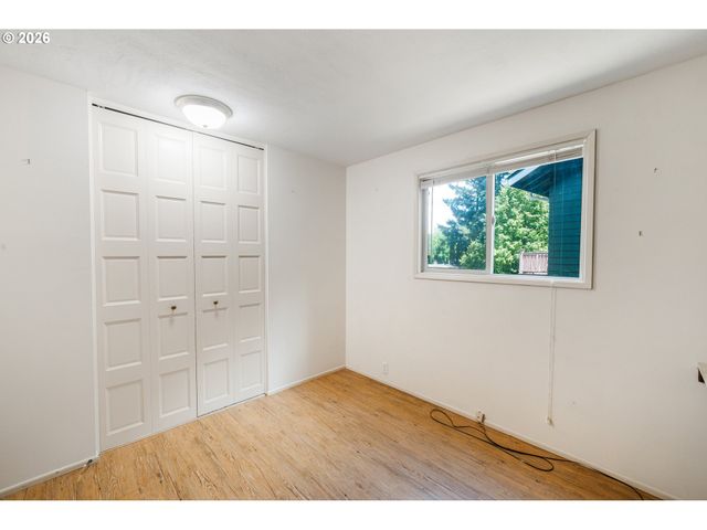 3463 W 25TH Ave, Eugene, OR 97405