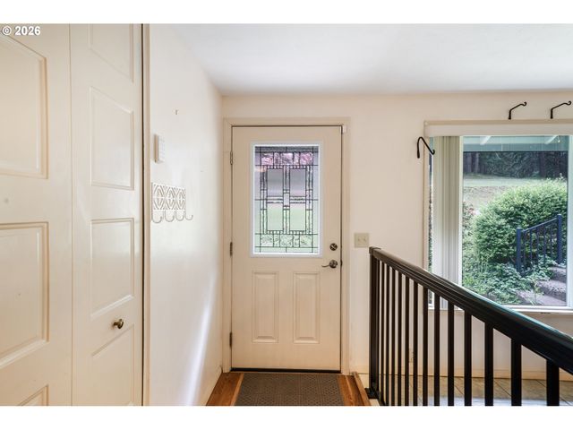 3463 W 25TH Ave, Eugene, OR 97405