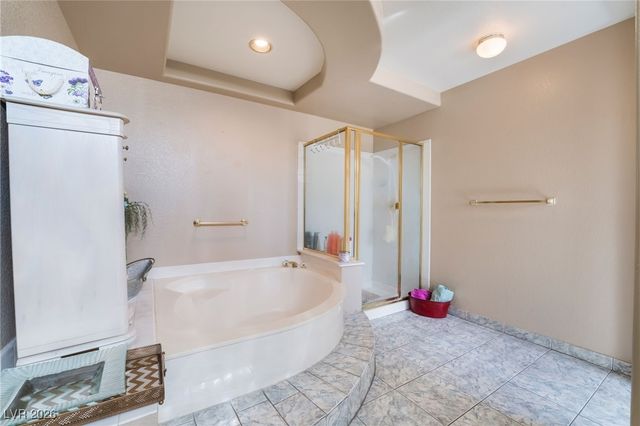 7504 Heather Knoll Circle, Las Vegas, NV 89129