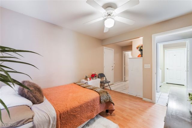 7504 Heather Knoll Circle, Las Vegas, NV 89129