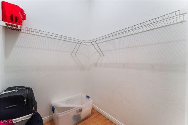 7504 Heather Knoll Circle, Las Vegas, NV 89129