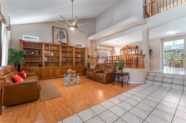 7504 Heather Knoll Circle, Las Vegas, NV 89129