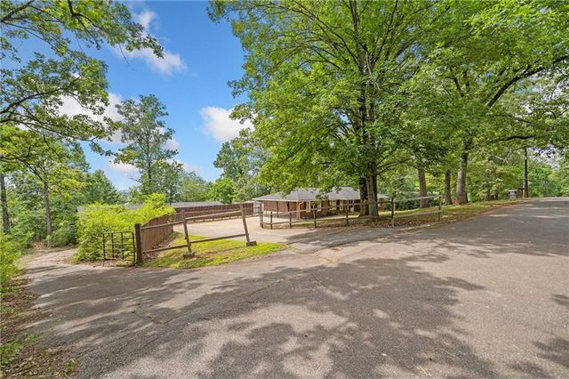 9 Latimer Road, Cartersville, GA 30121