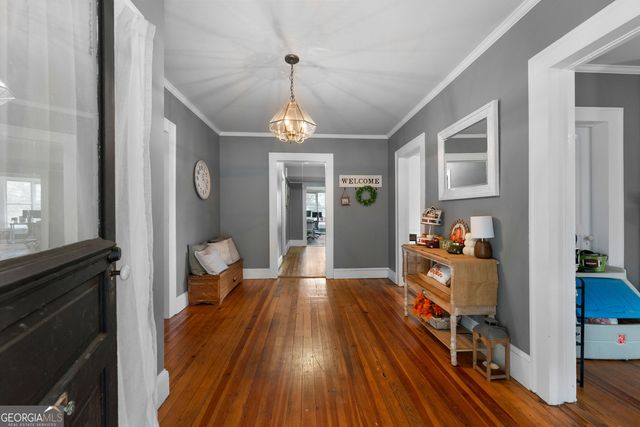 712 College Street, Calhoun, GA 30701