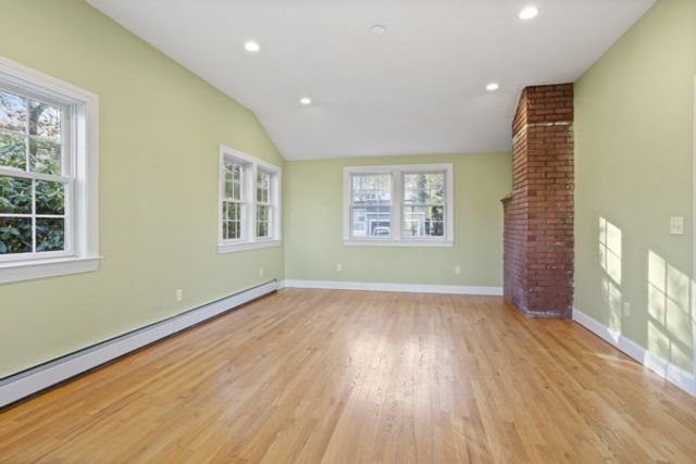 88 Wright Rd, Concord, MA 01742