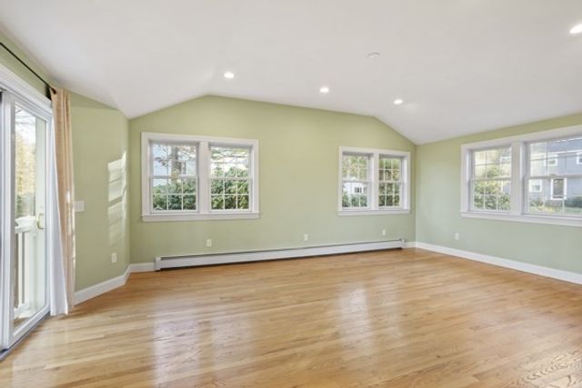 88 Wright Rd, Concord, MA 01742