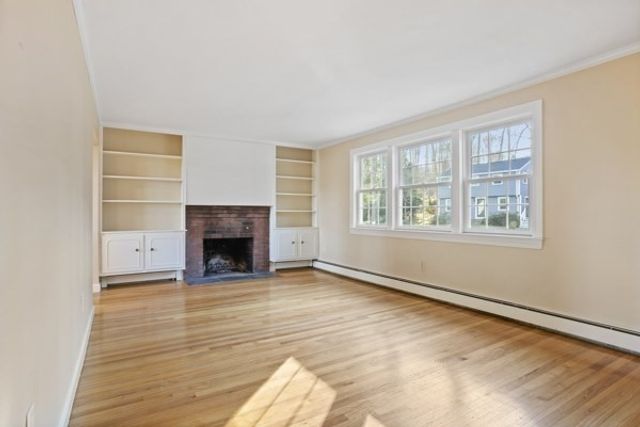 88 Wright Rd, Concord, MA 01742