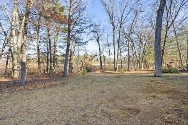 88 Wright Rd, Concord, MA 01742